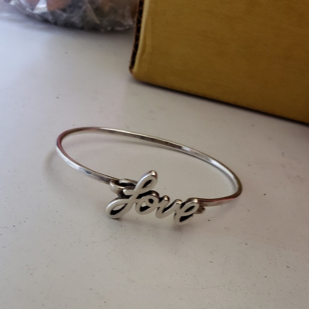 Retired James Avery Hook Bracelet